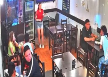 En un restaurante en Chepén