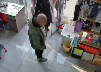 Linyi y el incidente con un perro de gran tamaño