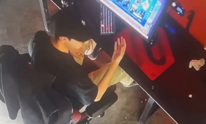Joven gamer sufre emergencia mientras jugaba frente a su computadora